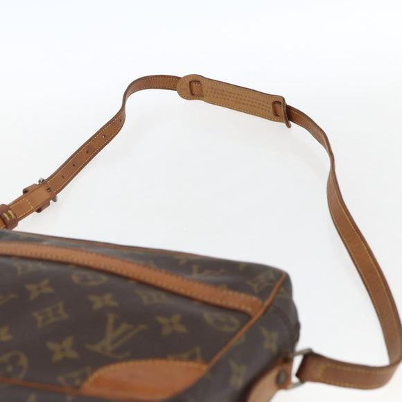 LOUIS VUITTON Monogram Trocadero 27 Shoulder Bag M51274 LV Auth BA9999