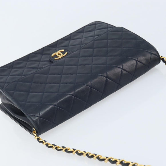 CHANEL Matelassé Chain Schultertasche Lammleder Marine Gold CC Auth BAZ147
