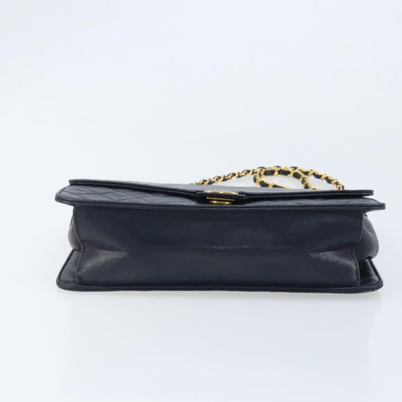 CHANEL Matelassé Chain Schultertasche Lammleder Marine Gold CC Auth BAZ147