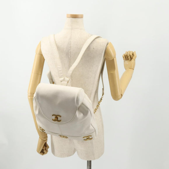 CHANEL Triple Coco Rucksack Kaviarleder Weiß Gold CC Auth BAZ250A