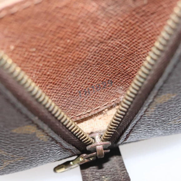 LOUIS VUITTON Monogram Trousse Demi Ronde Cosmetic Pouch M47520 LV Auth BD1066