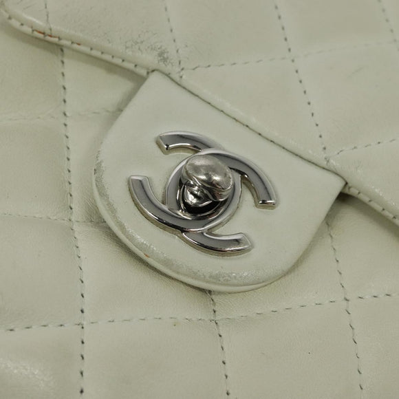 CHANEL Shoulder Bag Lamb Skin White CC Auth BD1411