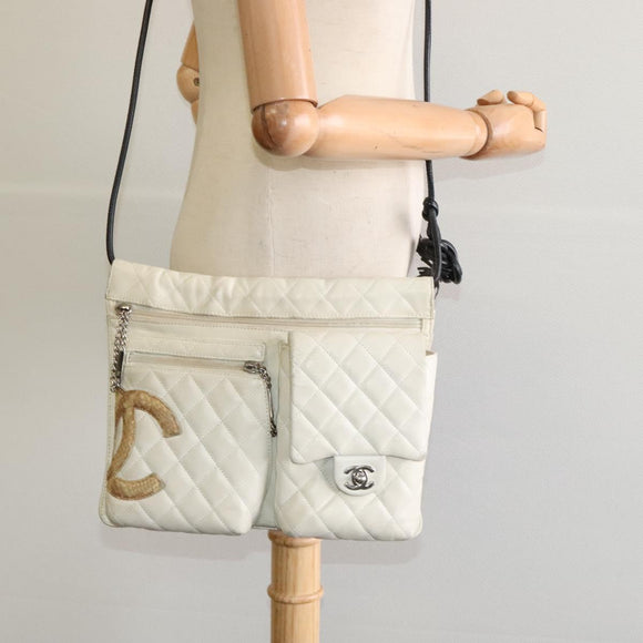 CHANEL Shoulder Bag Lamb Skin White CC Auth BD1411
