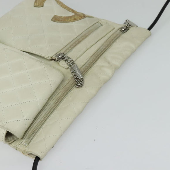 CHANEL Shoulder Bag Lamb Skin White CC Auth BD1411