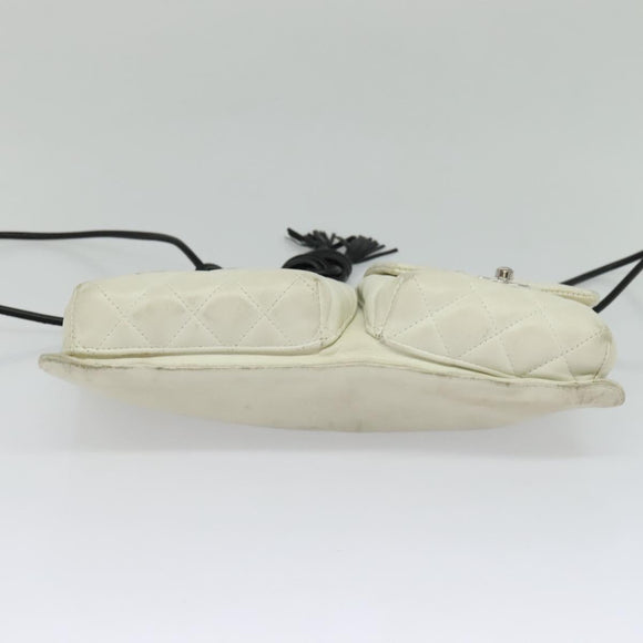 CHANEL Shoulder Bag Lamb Skin White CC Auth BD1411