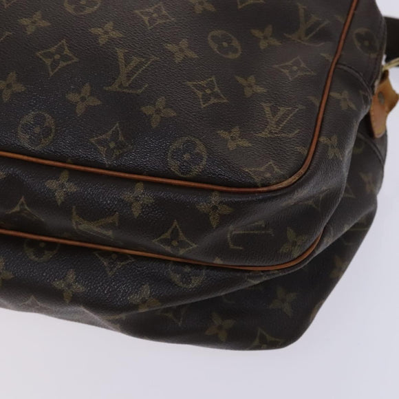 LOUIS VUITTON Monogram Reporter GM Shoulder Bag M45252 LV Auth BD1481