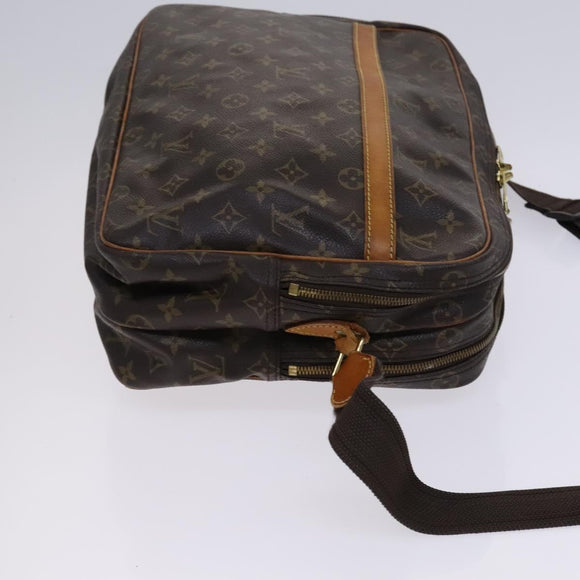 LOUIS VUITTON Monogram Reporter GM Shoulder Bag M45252 LV Auth BD1481