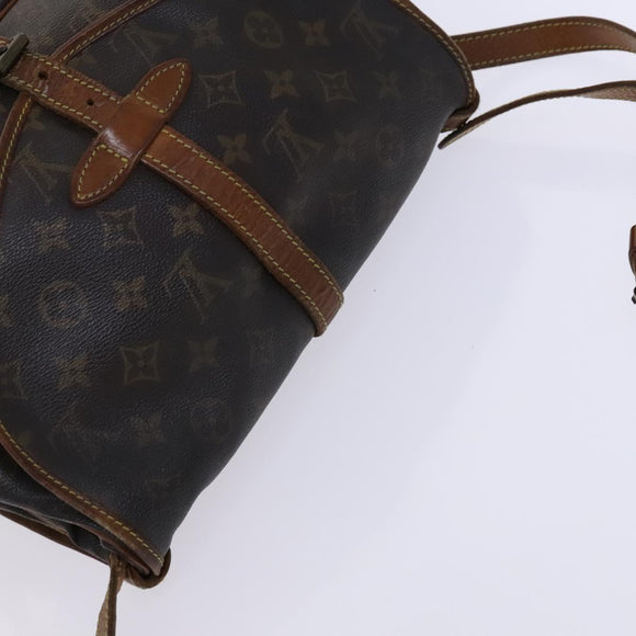 LOUIS VUITTON Monogram Saumur 30 Shoulder Bag M42256 LV Auth BD1799