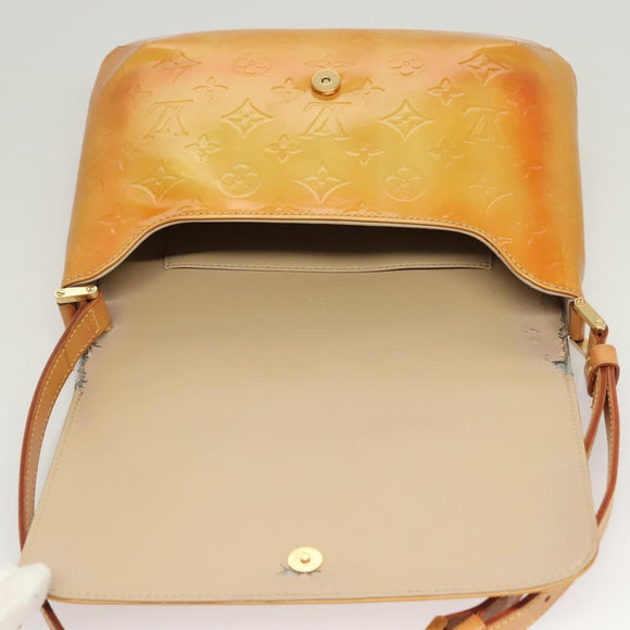 LOUIS VUITTON Monogram Vernis Thompson Street Bag Beige M91301 LV Auth BD2033