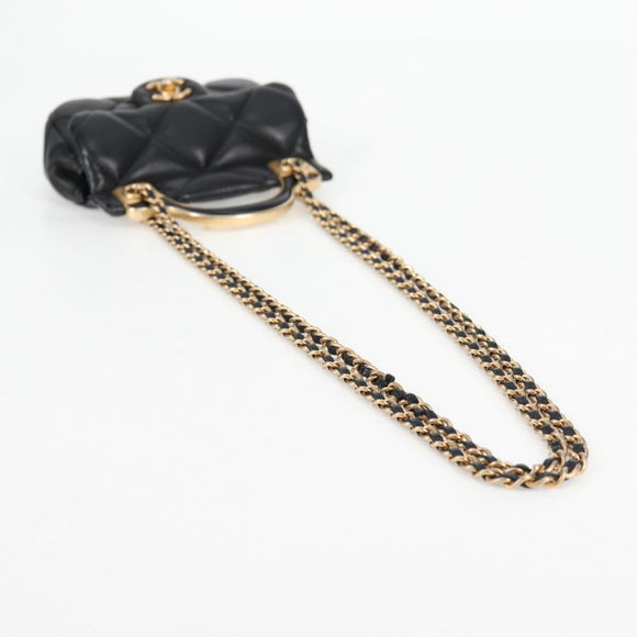 CHANEL Matelasse Chain Pouch Shoulder Bag Lamb Skin Black Gold CC Auth BD2191M