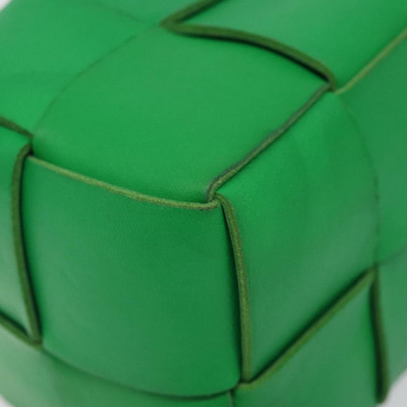 BOTTEGA VENETA MAXI INTRECCIATO Cassette Shoulder Bag Leather Green Auth BD2213