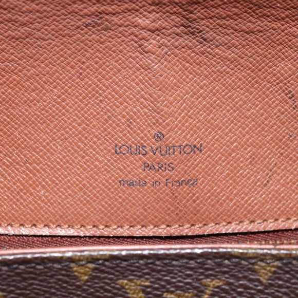 LOUIS VUITTON Monogram Saint Cloud GM Shoulder Bag M51242 LV Auth BD275