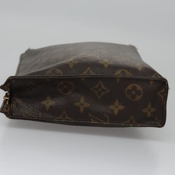 LOUIS VUITTON Monogram Poche Toilette 26 Pouch M47542 LV Auth BD294