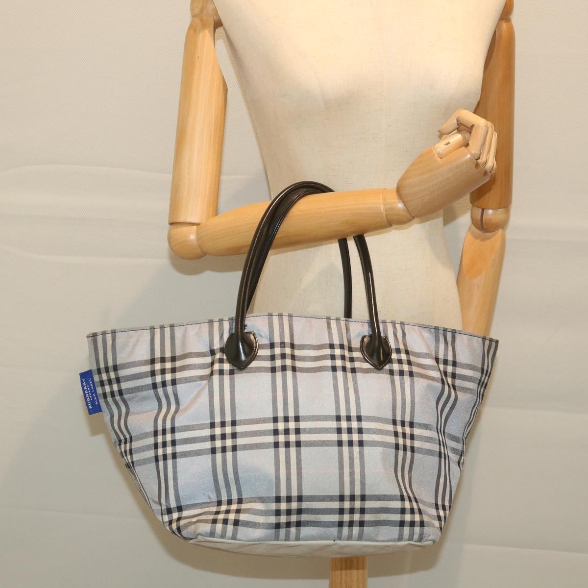 BURBERRY Nova Check Hand Bag Nylon Light Blue Black Auth bs10031