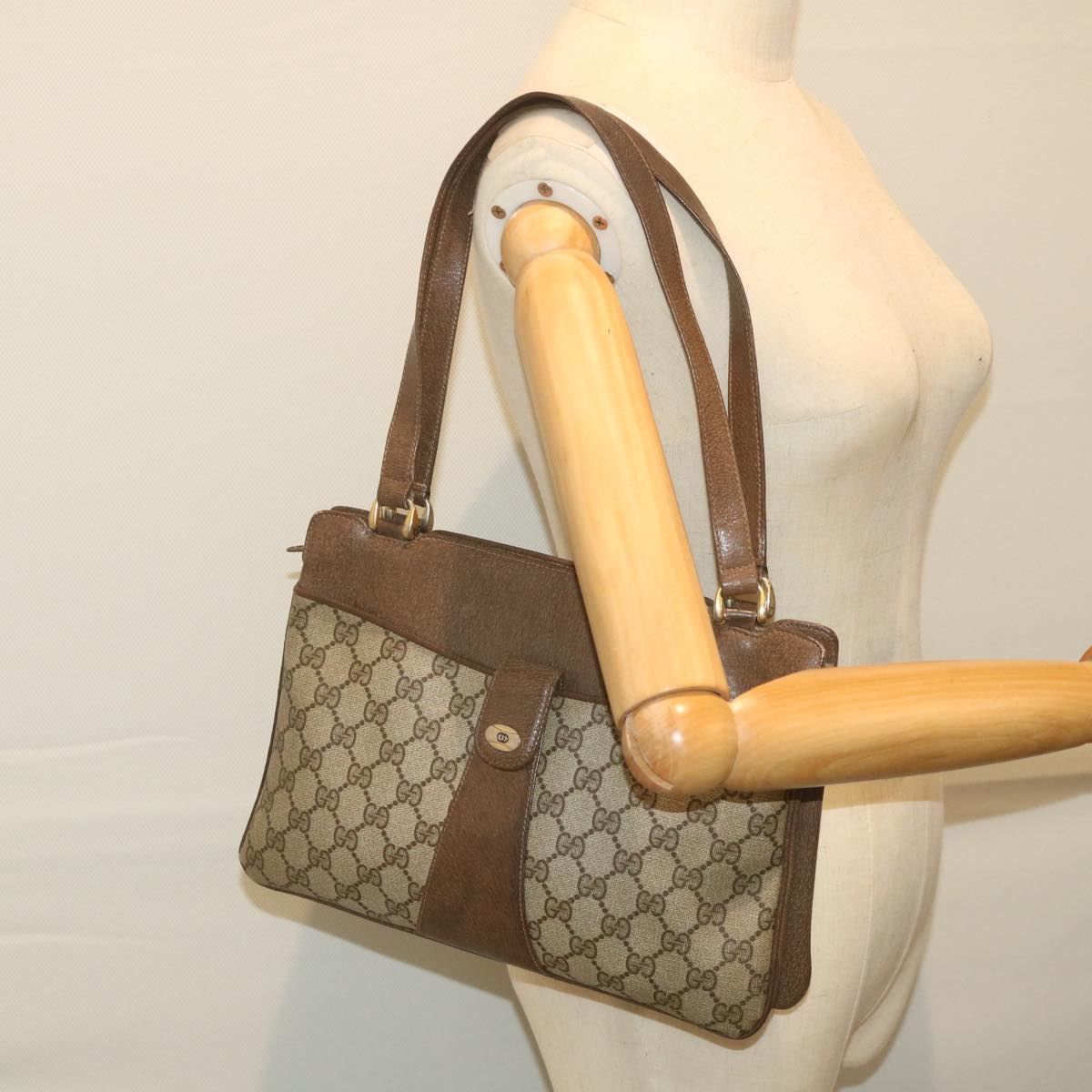 GUCCI GG Supreme Shoulder Bag PVC Leather Beige 10 02 021 Auth bs10037