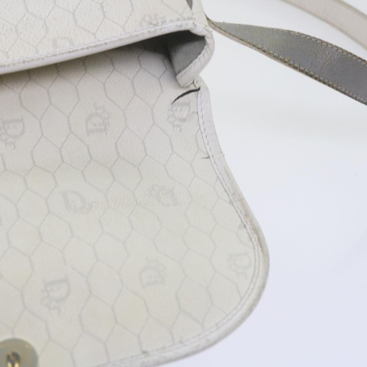 Christian Dior Honeycomb Canvas Shoulder Bag PVC Leather White Auth bs10410