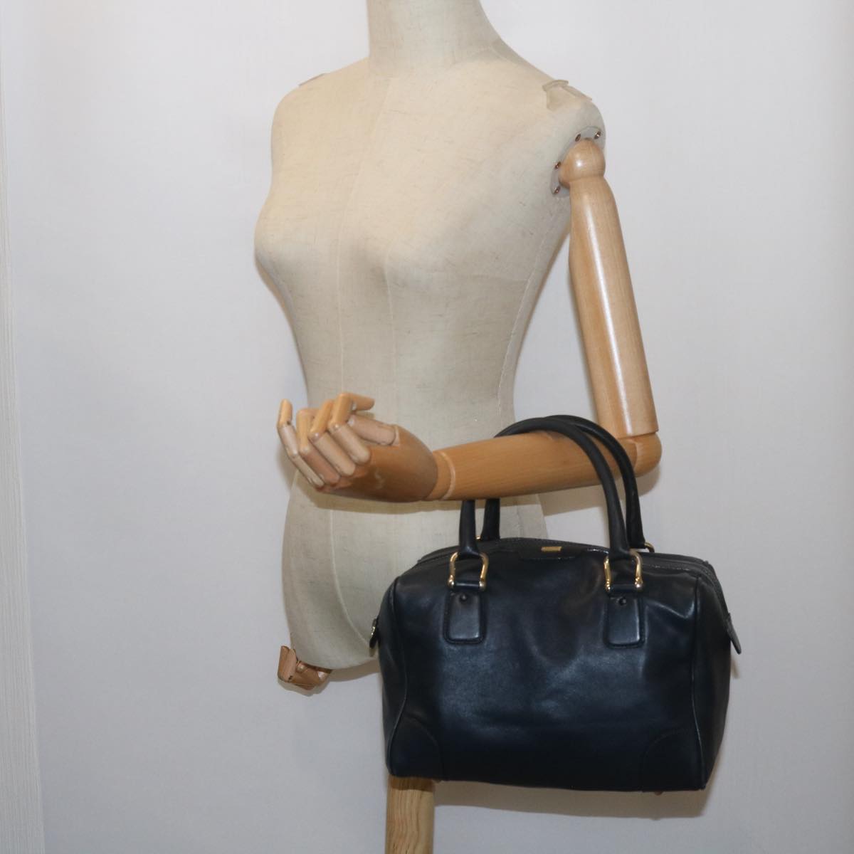 CELINE Hand Bag Leather Navy Auth bs10419