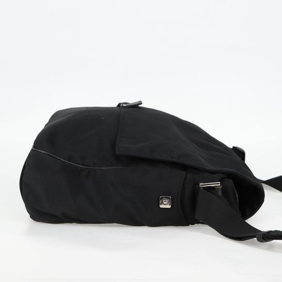 GUCCI Shoulder Bag Nylon Black Auth bs10426