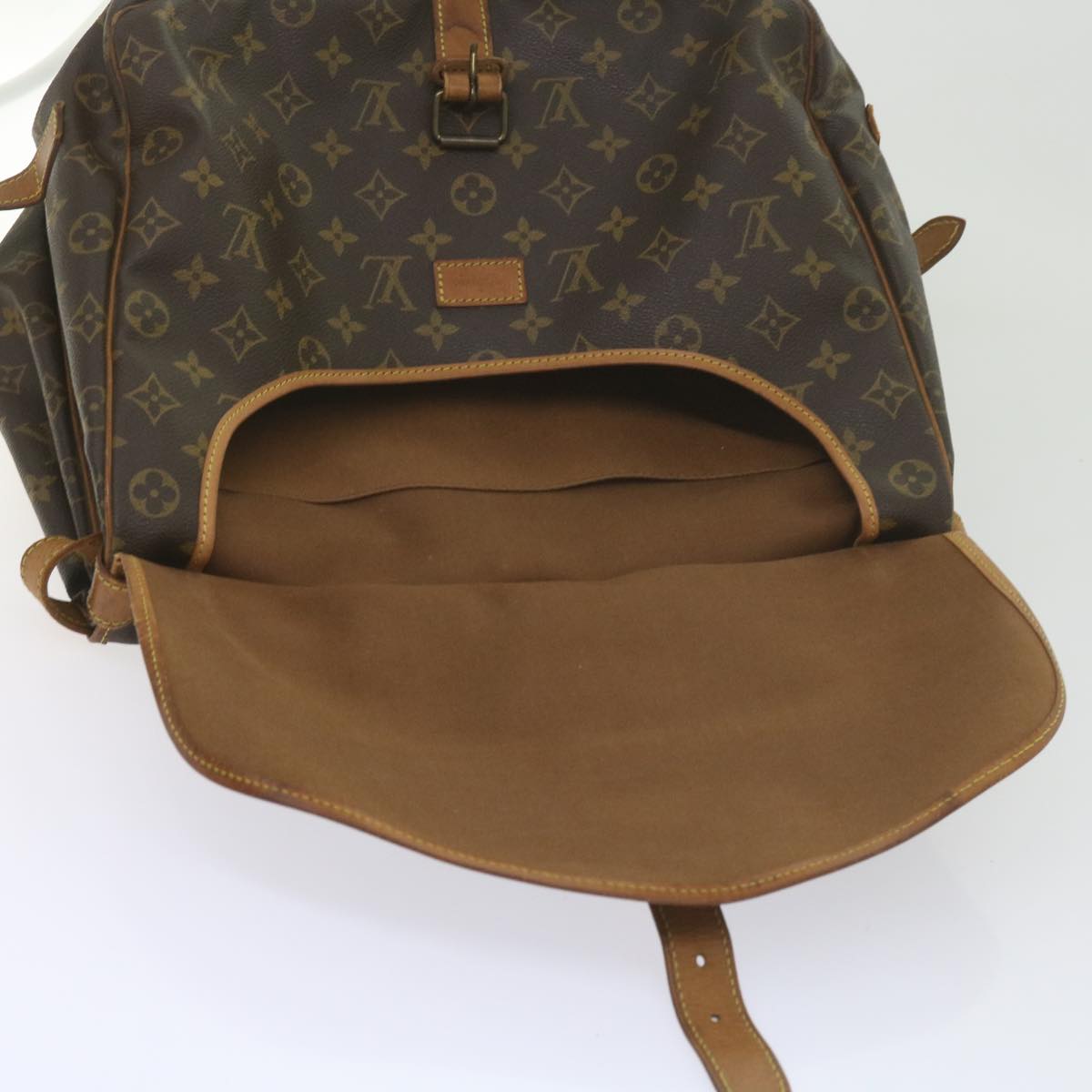 LOUIS VUITTON Monogram Saumur 35 Shoulder Bag M42254 LV Auth bs10450