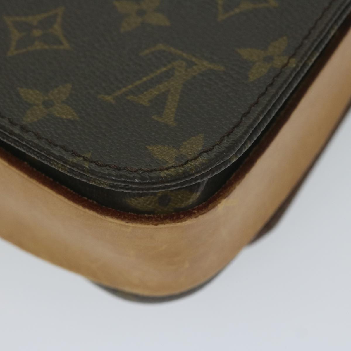 LOUIS VUITTON Monogram Cartouchiere MM Shoulder Bag M51253 LV Auth bs10528