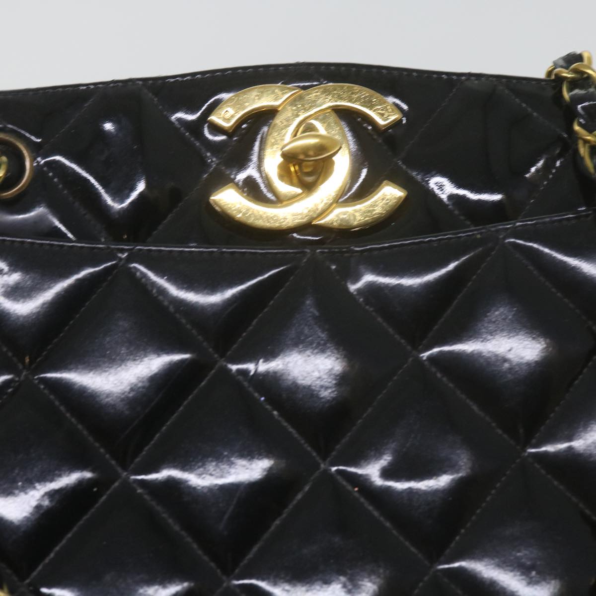 CHANEL Matelasse Chain Shoulder Bag Patent leather Black CC Auth bs10554