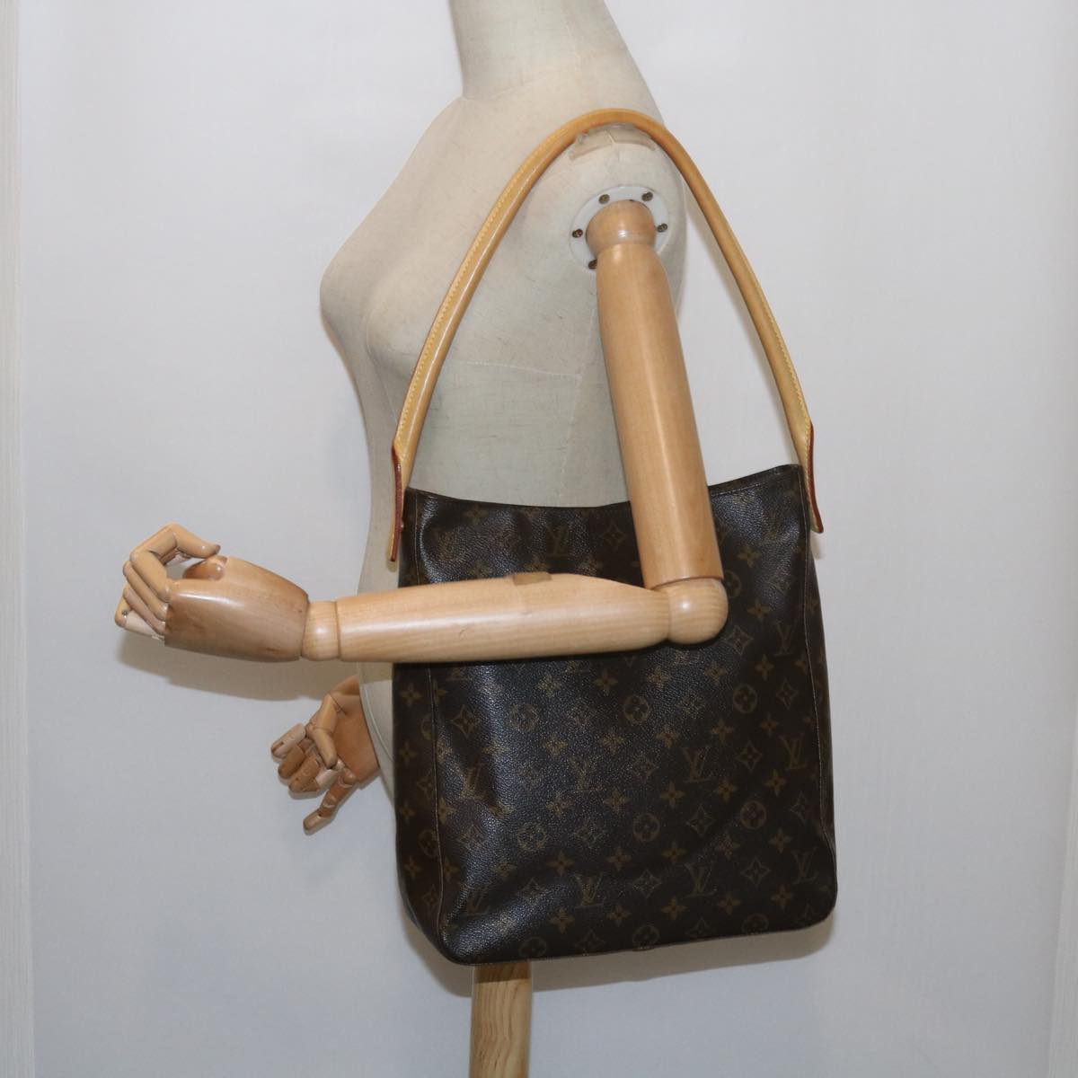 LOUIS VUITTON Monogram Looping GM Shoulder Bag M51145 LV Auth bs10715