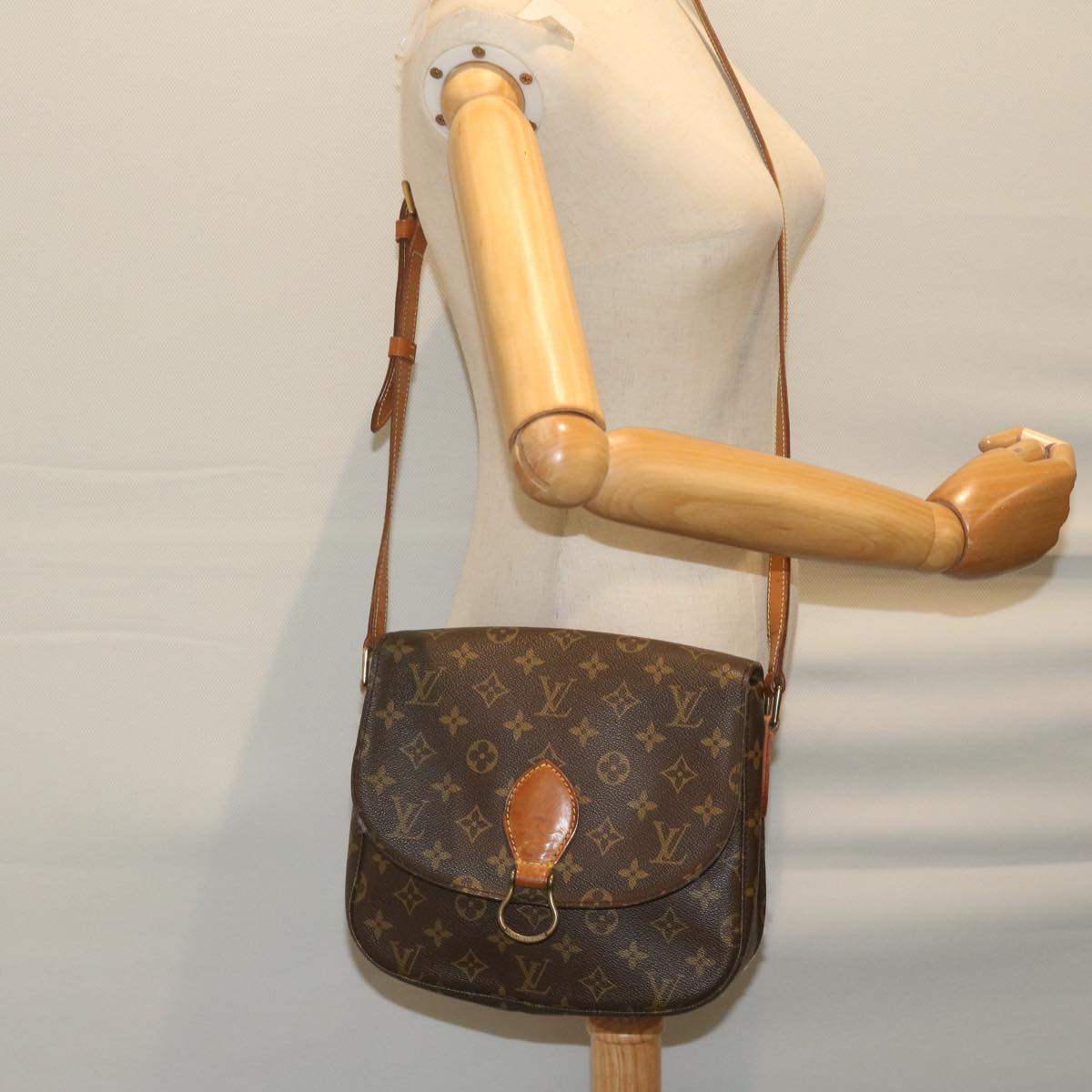 LOUIS VUITTON Monogram Saint Cloud GM Shoulder Bag M51242 LV Auth bs10832