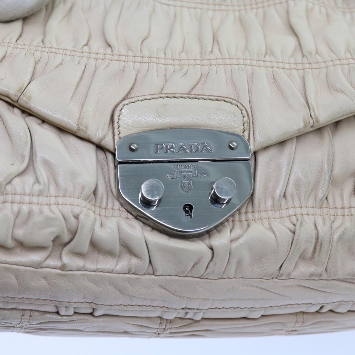 PRADA Chain Shoulder Bag Leather Beige Auth bs10858