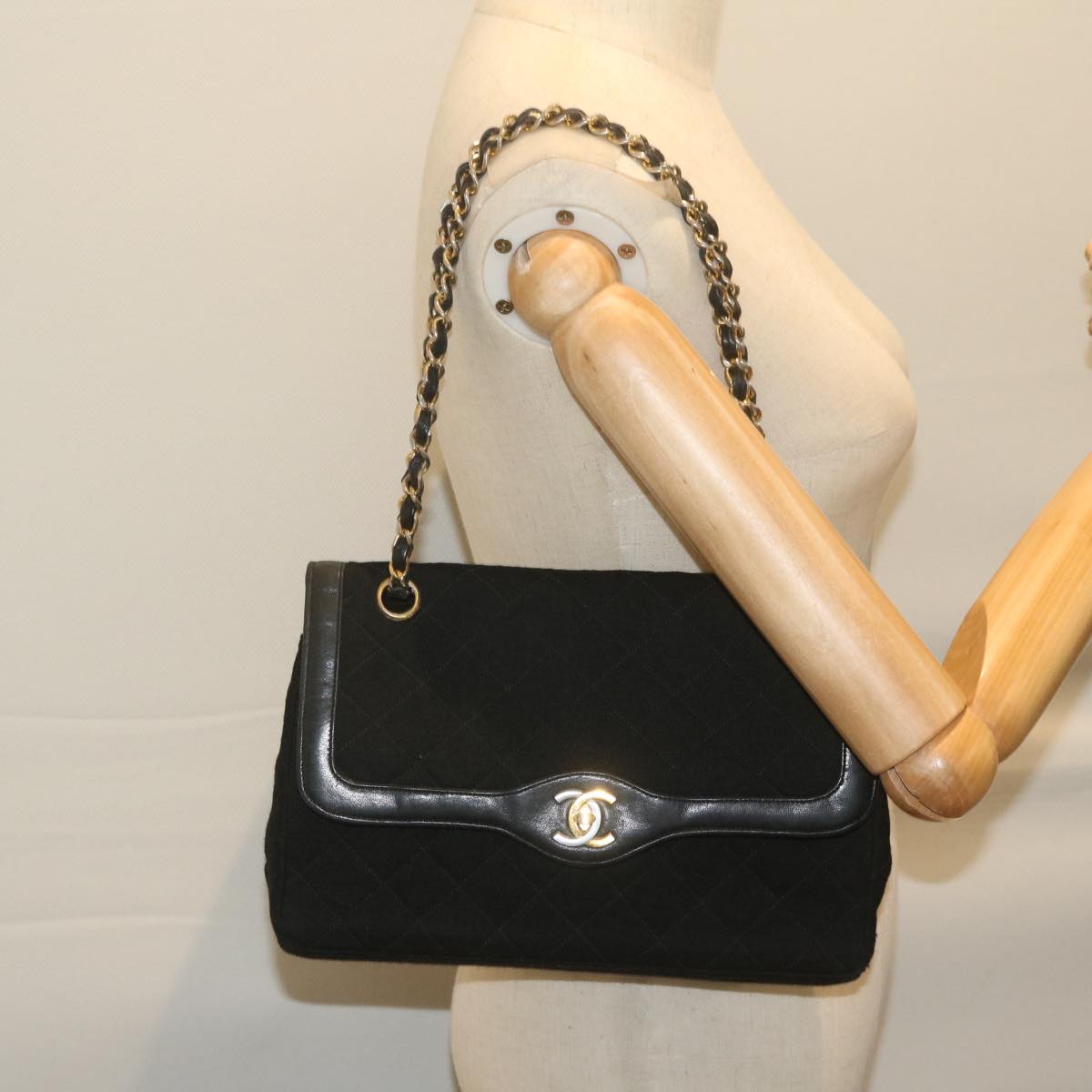 CHANEL Matelasse Chain Shoulder Bag Cotton Black CC Auth bs10930