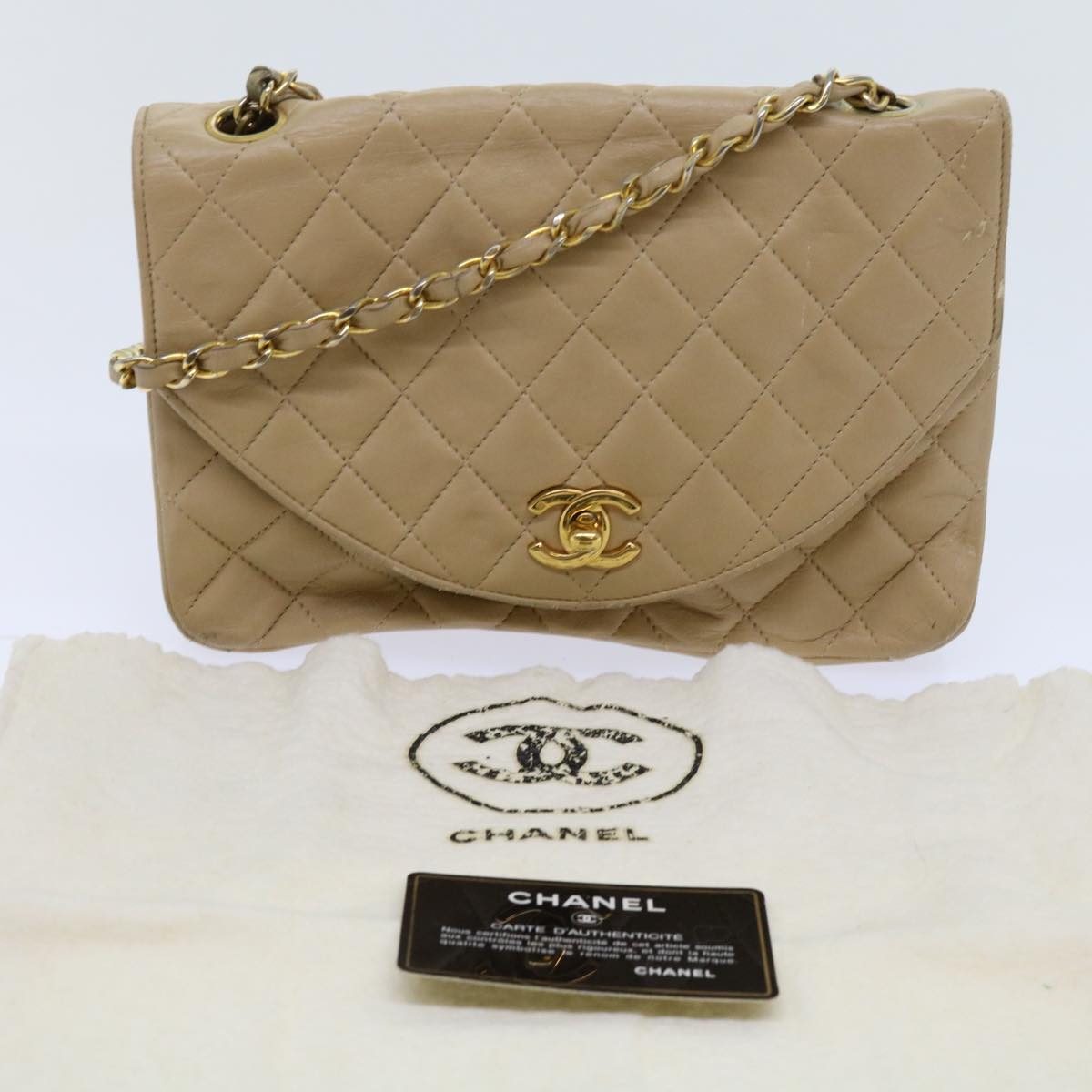 CHANEL Matelasse Chain Shoulder Bag Lamb Skin Beige CC Auth bs11057