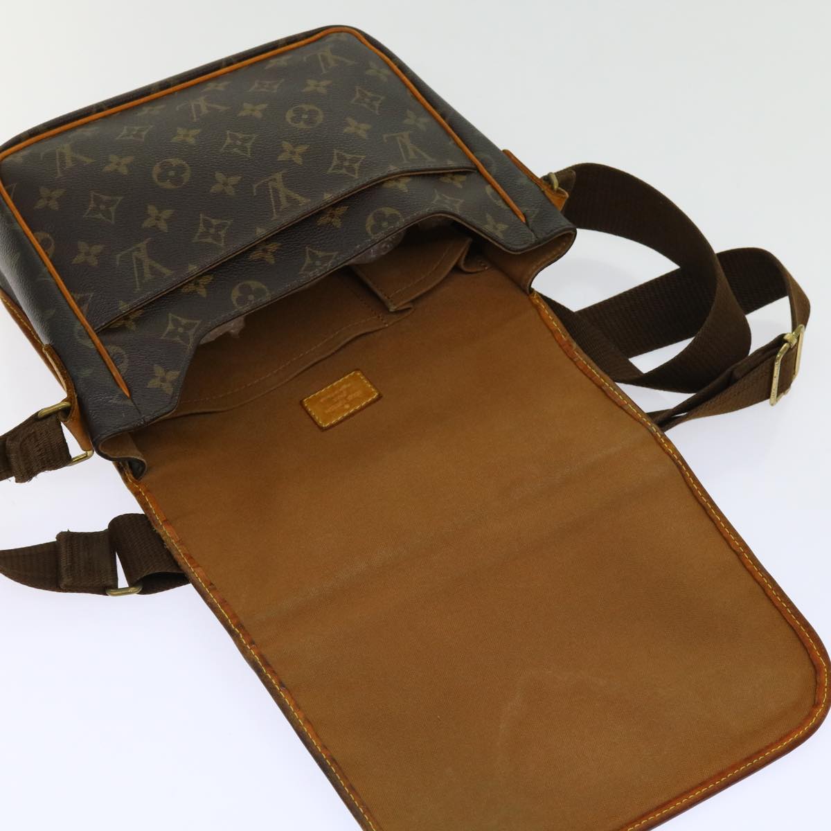 LOUIS VUITTON Monogram Messenger Bosphore PM Shoulder Bag M40106 LV Auth bs11066