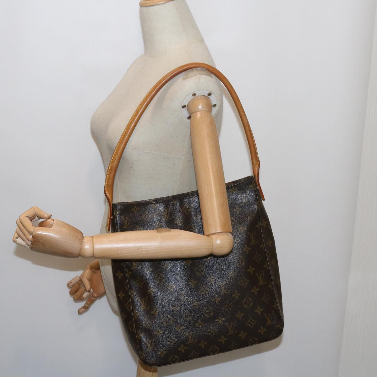 LOUIS VUITTON Monogram Looping GM Shoulder Bag M51145 LV Auth bs11120