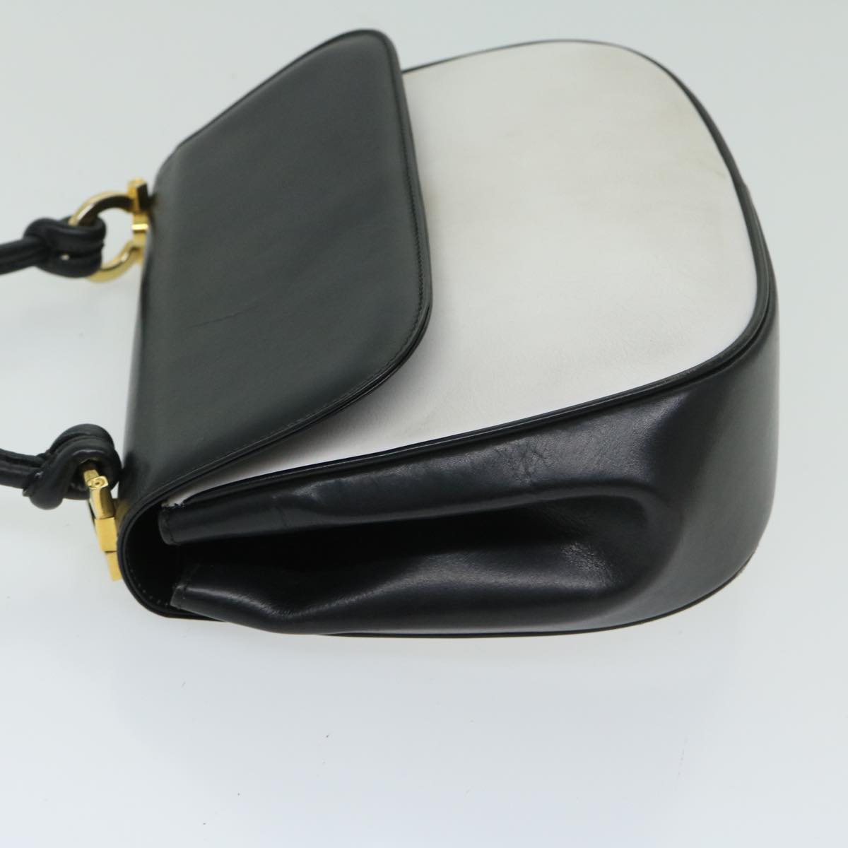 Salvatore Ferragamo Shoulder Bag Leather White Black Auth bs11184