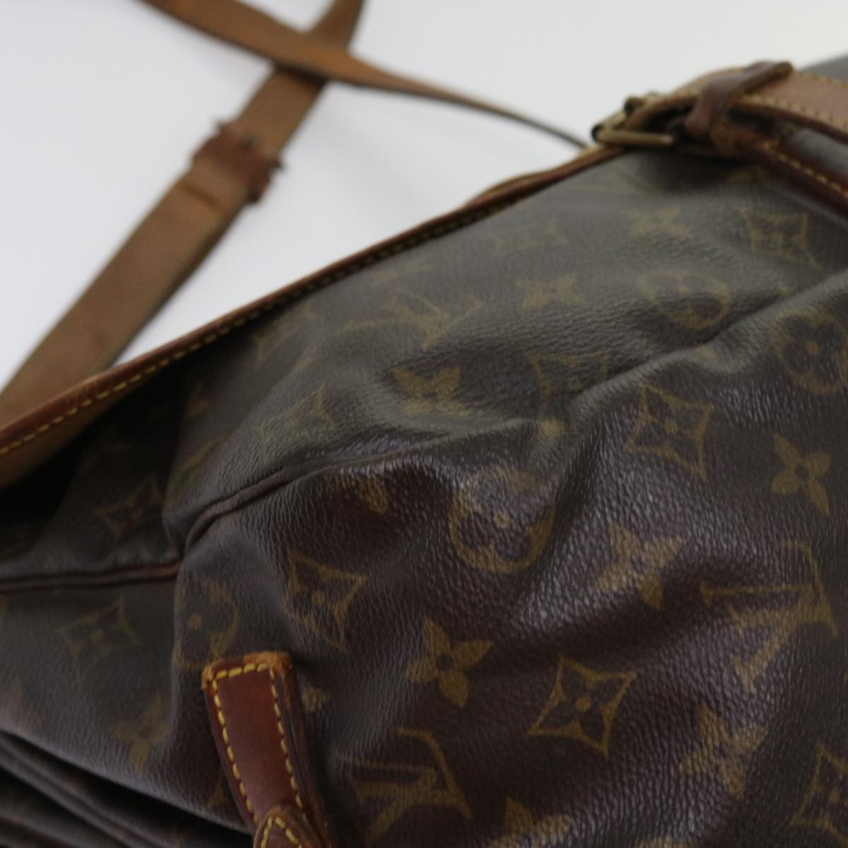 LOUIS VUITTON Monogram Saumur 35 Shoulder Bag M42254 LV Auth bs11196