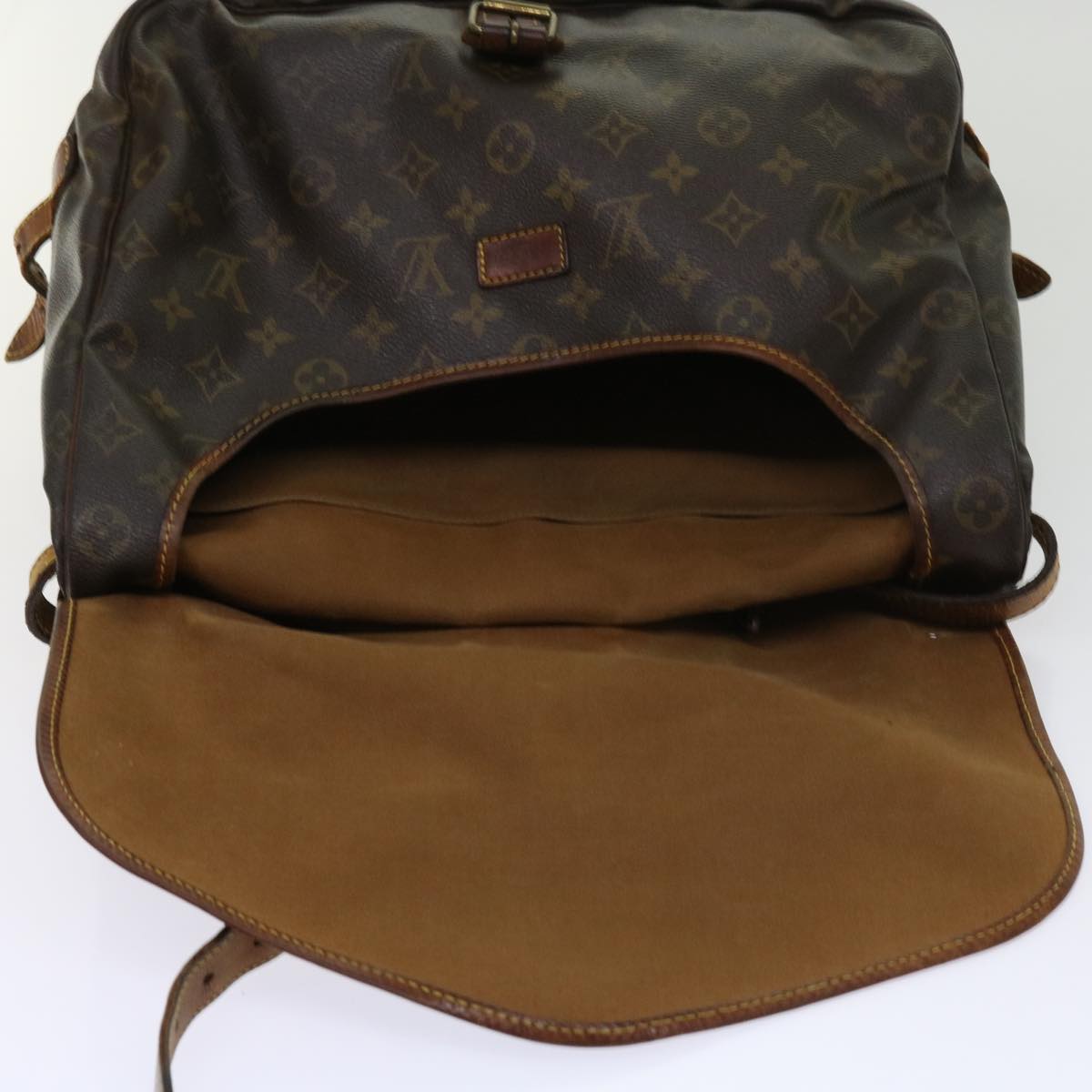 LOUIS VUITTON Monogram Saumur 35 Shoulder Bag M42254 LV Auth bs11196