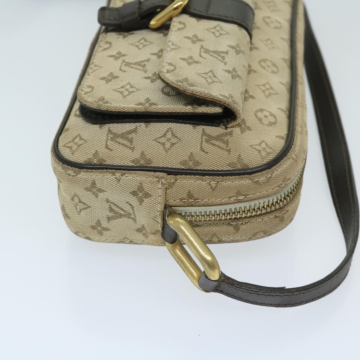 LOUIS VUITTON Monogram Mini Juliet MM Shoulder Bag Khaki M92218 LV Auth bs11265