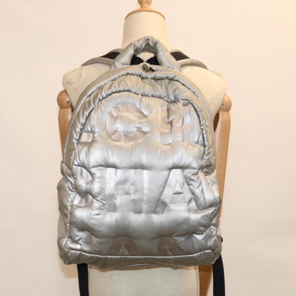 CHANEL Backpack Patent leather Silver CC Auth bs11323