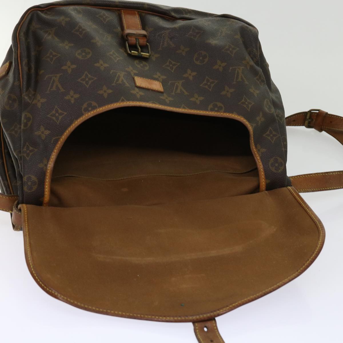 LOUIS VUITTON Monogram Saumur 35 Shoulder Bag M42254 LV Auth bs11335