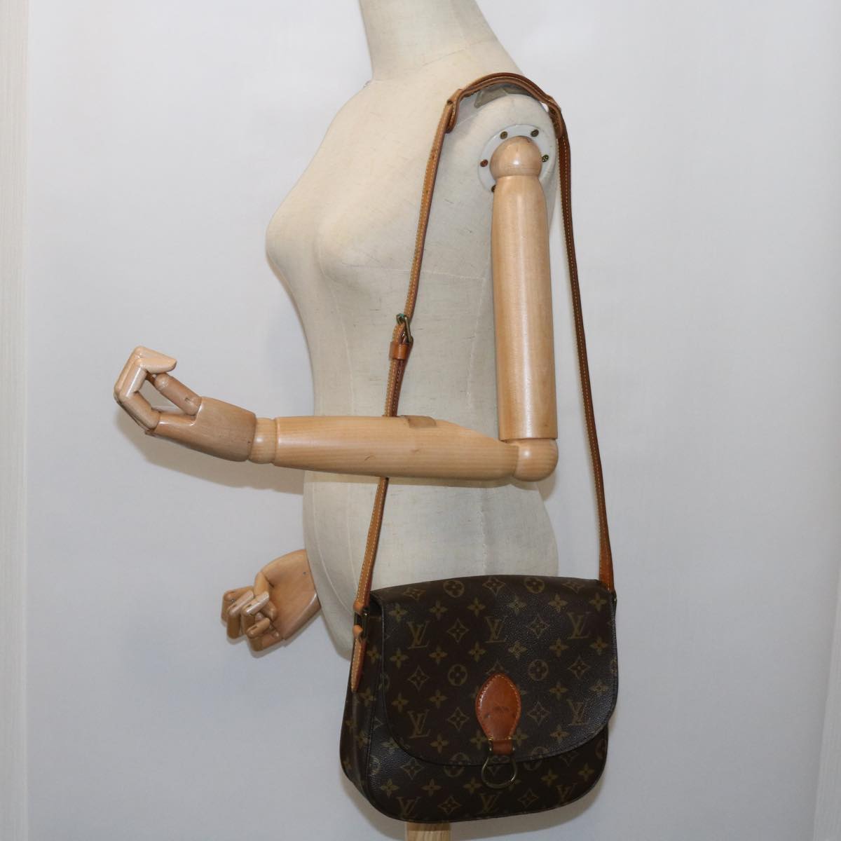 LOUIS VUITTON Monogram Saint Cloud GM Shoulder Bag M51242 LV Auth bs11365