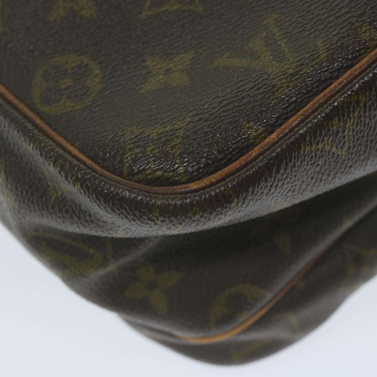 LOUIS VUITTON Monogram Migra Tour Shoulder Bag No.201 LV Auth bs11511