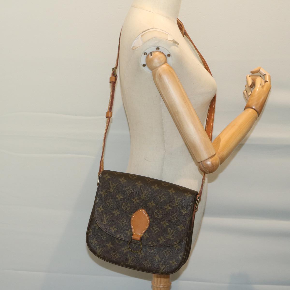 LOUIS VUITTON Monogram Saint Cloud GM Shoulder Bag M51242 LV Auth bs11583