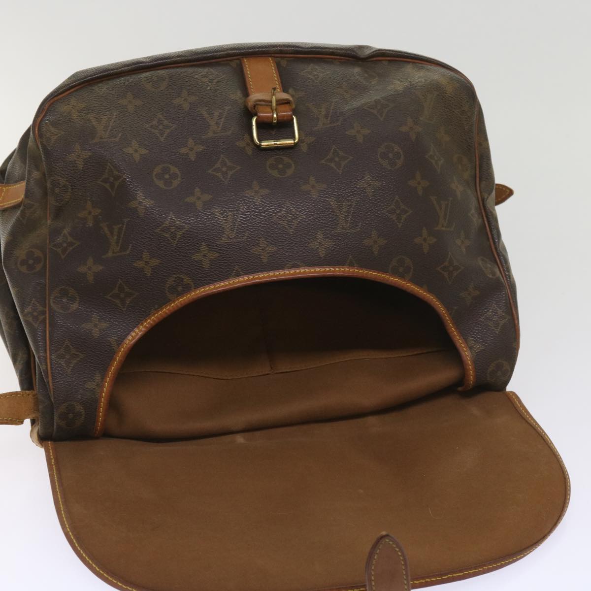 LOUIS VUITTON Monogram Saumur 35 Shoulder Bag M42254 LV Auth bs11608