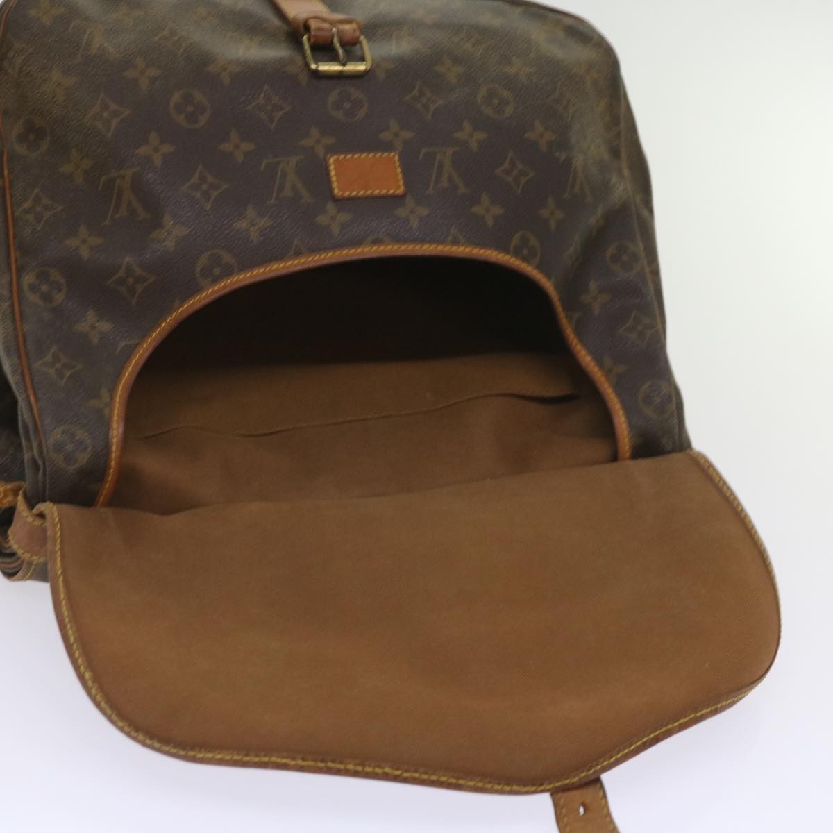 LOUIS VUITTON Monogram Saumur 35 Shoulder Bag M42254 LV Auth bs11608