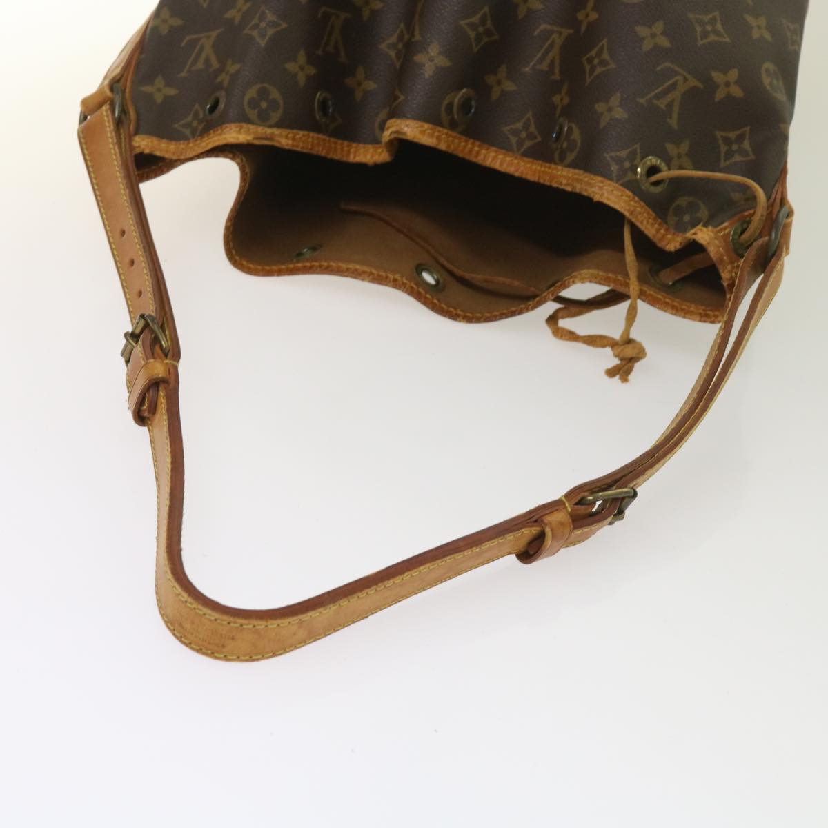 LOUIS VUITTON Monogram Noe Shoulder Bag M42224 LV Auth bs11661