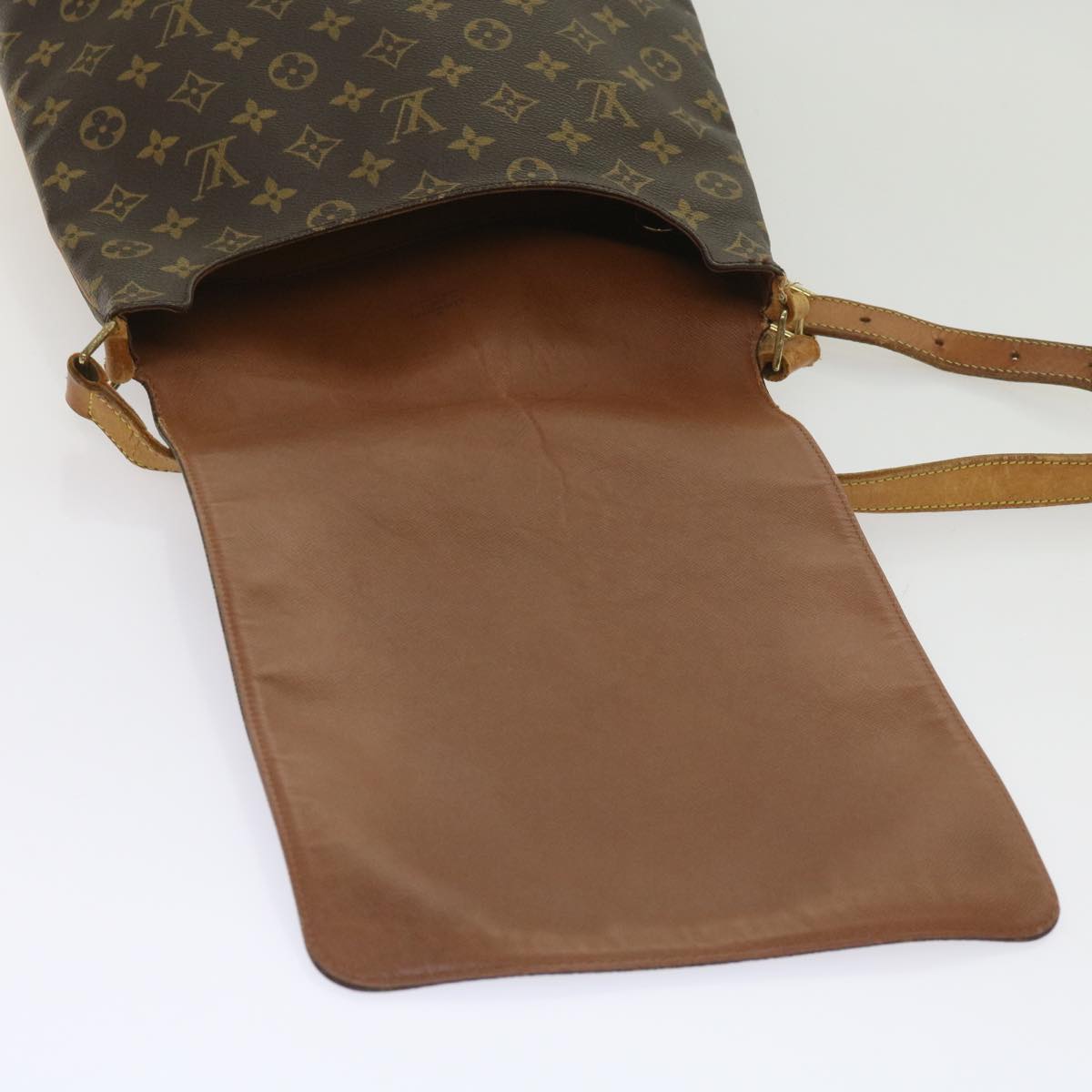 LOUIS VUITTON Monogram Musette Shoulder Bag M51256 LV Auth bs11663