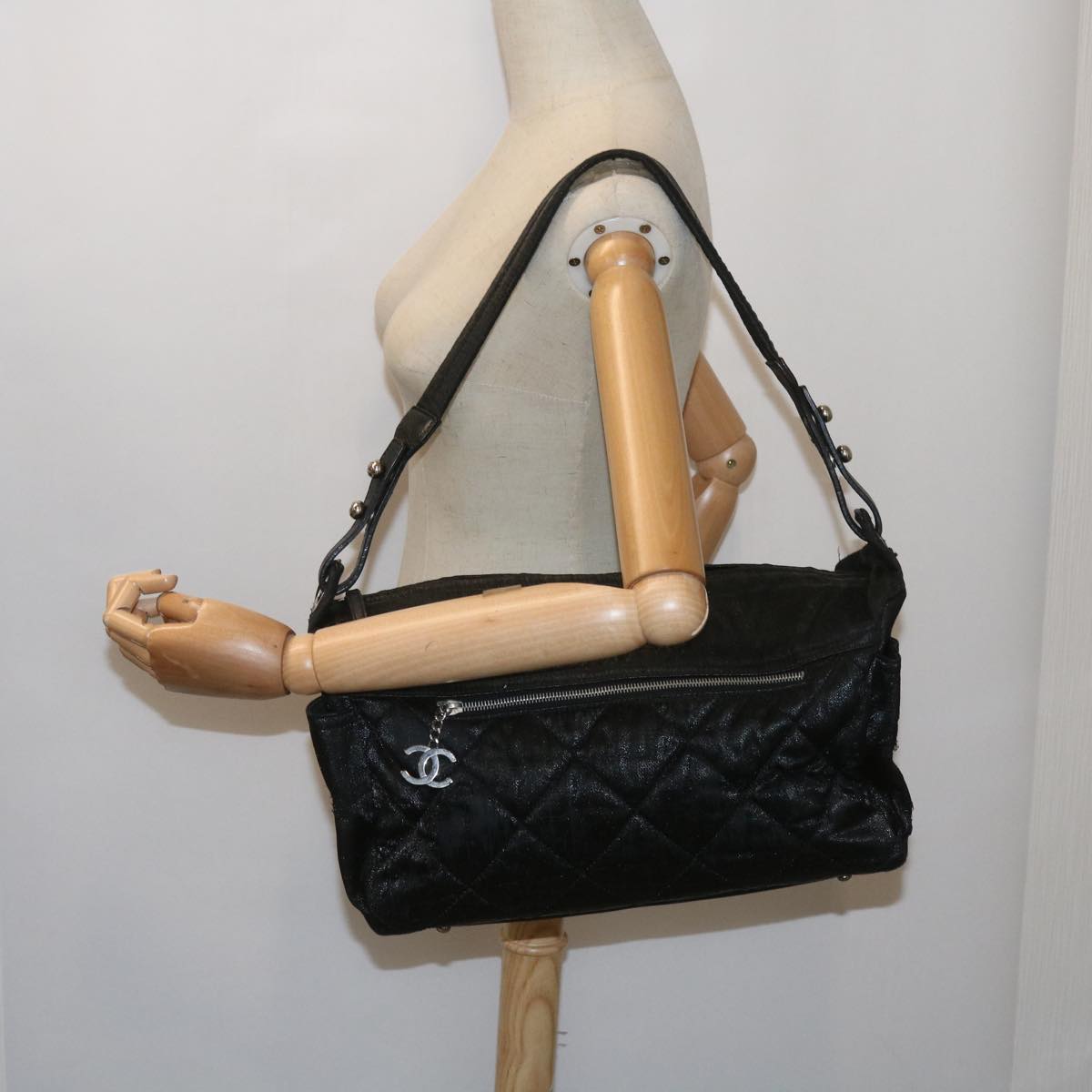 CHANEL Shoulder Bag Coated Canvas Black CC Auth bs11682