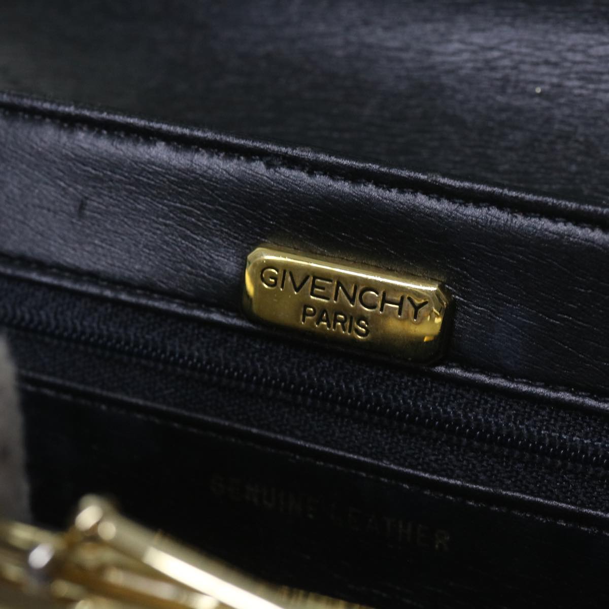 GIVENCHY Chain Shoulder Bag Leather Black Auth bs11720