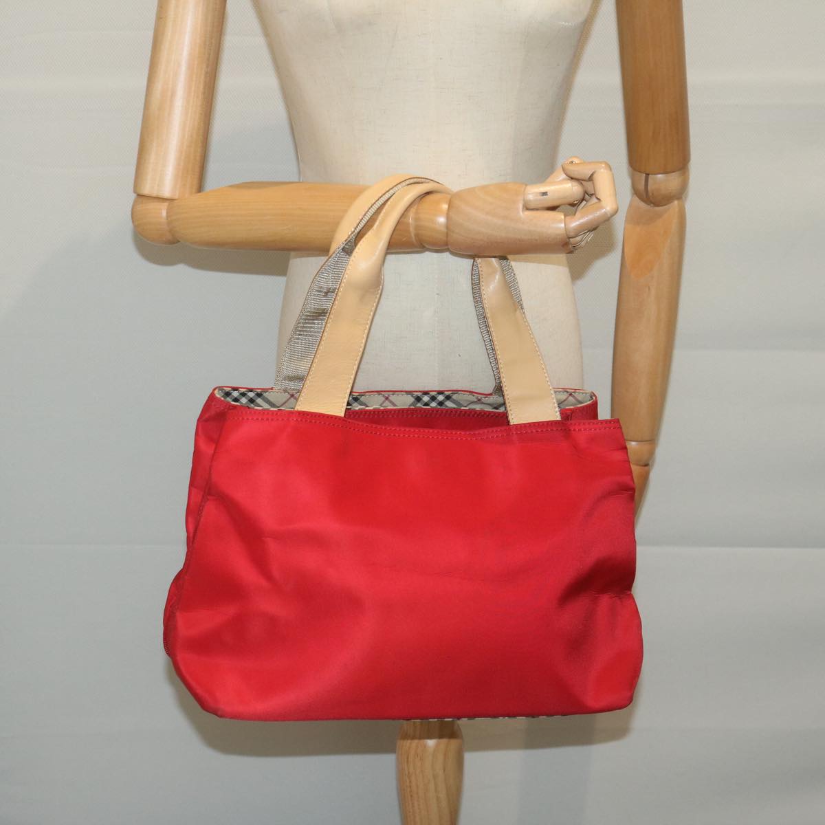 BURBERRY Nova Check Hand Bag Nylon Red Beige Auth bs11731