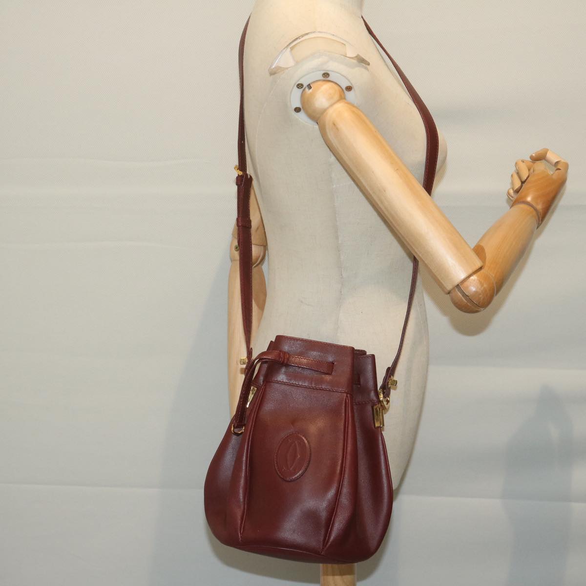CARTIER Shoulder Bag Leather Wine Red Auth bs11743
