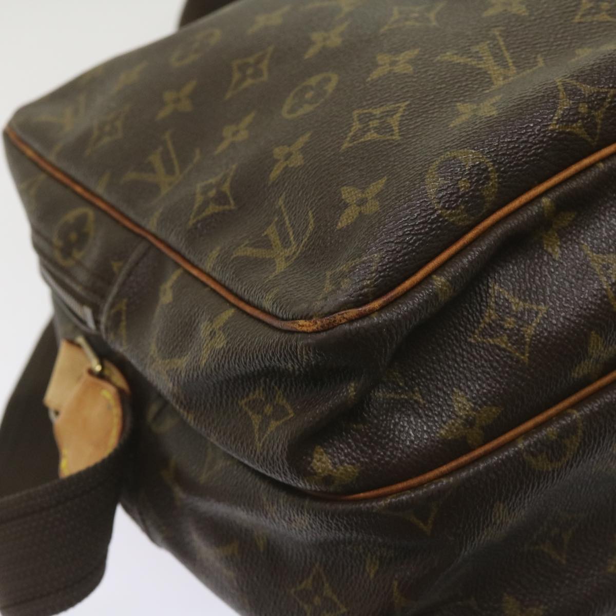 LOUIS VUITTON Monogram Reporter GM Shoulder Bag M45252 LV Auth bs11824